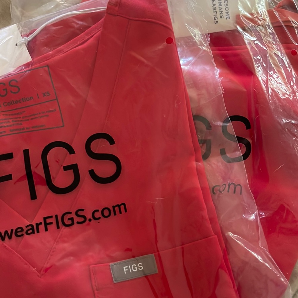BNWT figs scrubs red top and bottom XS and small